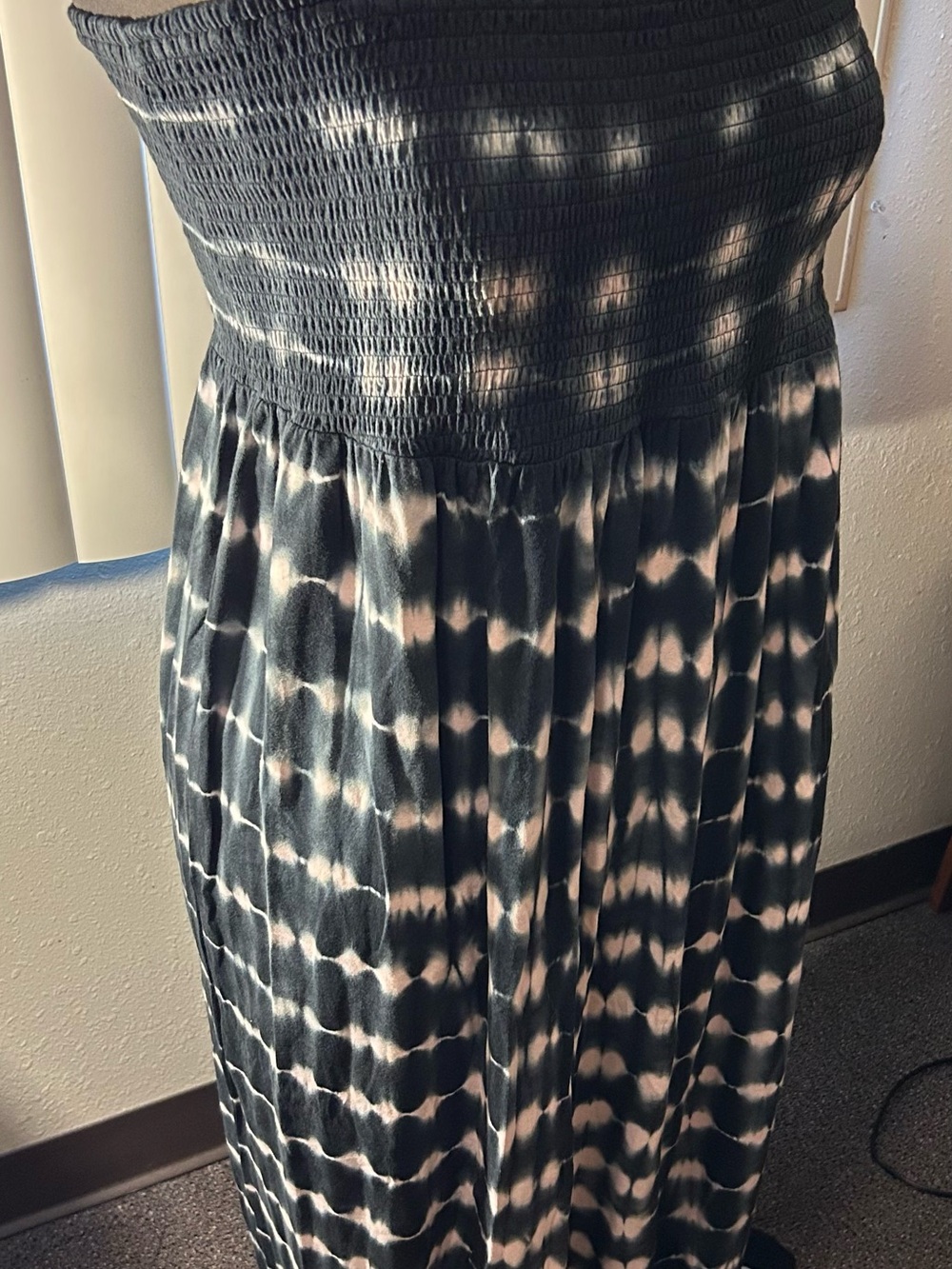 torrid Black and Cream Smocked Strapless Tie-Dye Maxi Dress